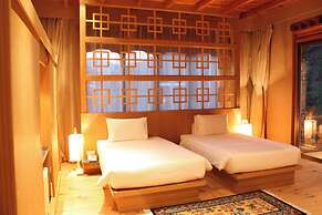 Udumwara Resort and Spa