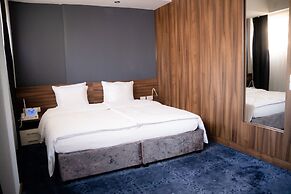 Olivia Rooms