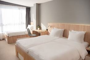 Olivia Rooms