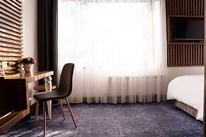 Olivia Rooms