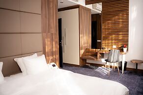 Olivia Rooms