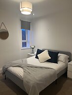 Hull Spacious Apartment 9