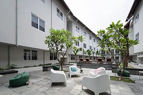 Cove Nawaprita