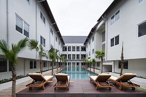 Cove Nawaprita