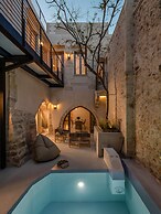 Sutor Chic Manor