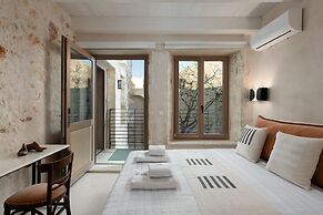 Sutor Chic Manor