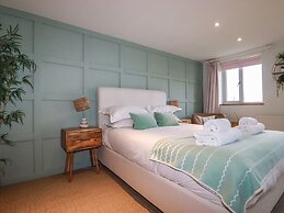 Sea View House