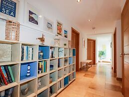 Sea View House