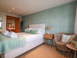 Sea View House