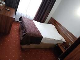 Pirotel Hotel