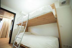 Arrow Hotel