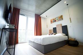 Arrow Hotel