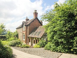Wayside House