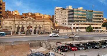 Saray Pyramids & Museum View Hotel