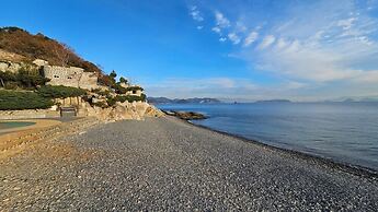 Geoje Swim Pension