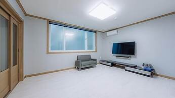 Geoje Swim Pension