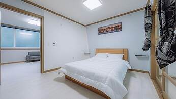 Geoje Swim Pension