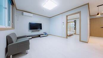 Geoje Swim Pension