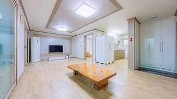 Geoje Swim Pension