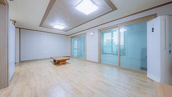 Geoje Swim Pension