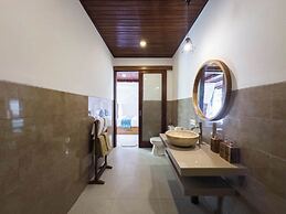 Tutik Private House by Supala