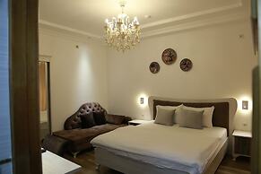 Asal Hotel by Asel