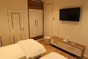Asal Hotel by Asel