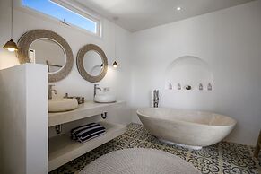Villa Passion by Alfred in Bali