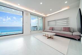 ON Pool Villa