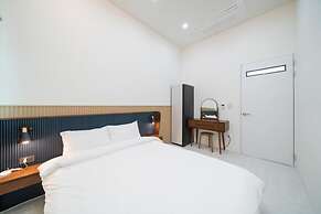 ON Pool Villa