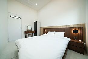 ON Pool Villa