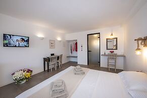 Myrsini's Luxury Suites