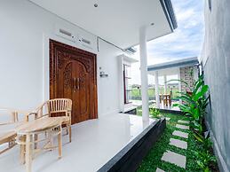 Villa Pakis