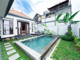 Villa Pakis