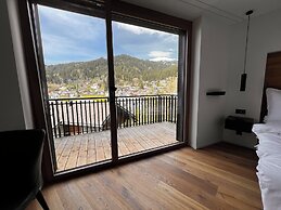 Black Summit Boutique Resort Laax
