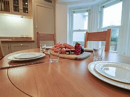 9 Church Farm Rise