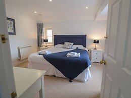 9 Church Farm Rise