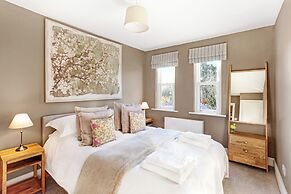 Thorncliffe House