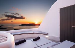 Heavens Edge by Mr and Mrs White