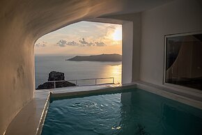 Heavens Edge by Mr and Mrs White