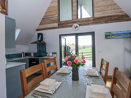 Valley View Hideaway