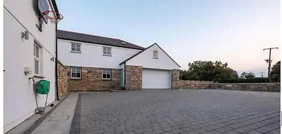 Immaculate Studio Apartment Just Outside Penzance