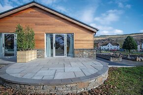 The Sleeping Giant - Pen Y Cae Inn
