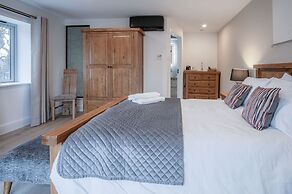 The Sleeping Giant - Pen Y Cae Inn