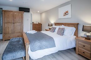 The Sleeping Giant - Pen Y Cae Inn