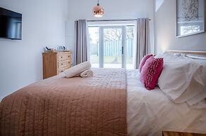 The Sleeping Giant - Pen Y Cae Inn