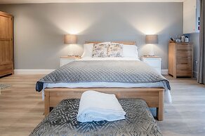 The Sleeping Giant - Pen Y Cae Inn