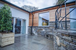 The Sleeping Giant - Pen Y Cae Inn