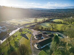 The Sleeping Giant - Pen Y Cae Inn