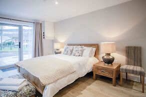 The Sleeping Giant - Pen Y Cae Inn